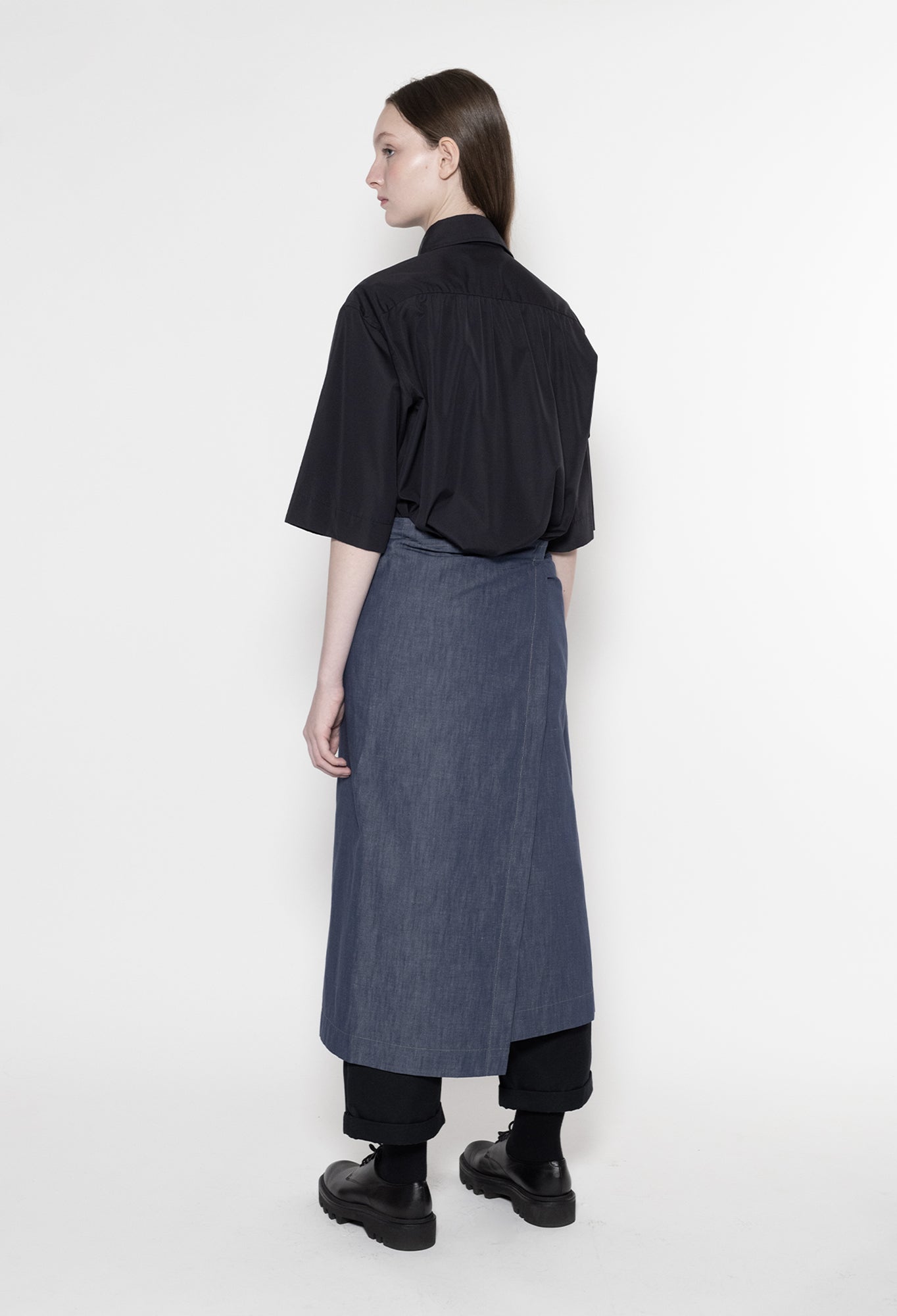 FRANCES - Cotton Linen Blend Apron With Split Leg Detail in Navy