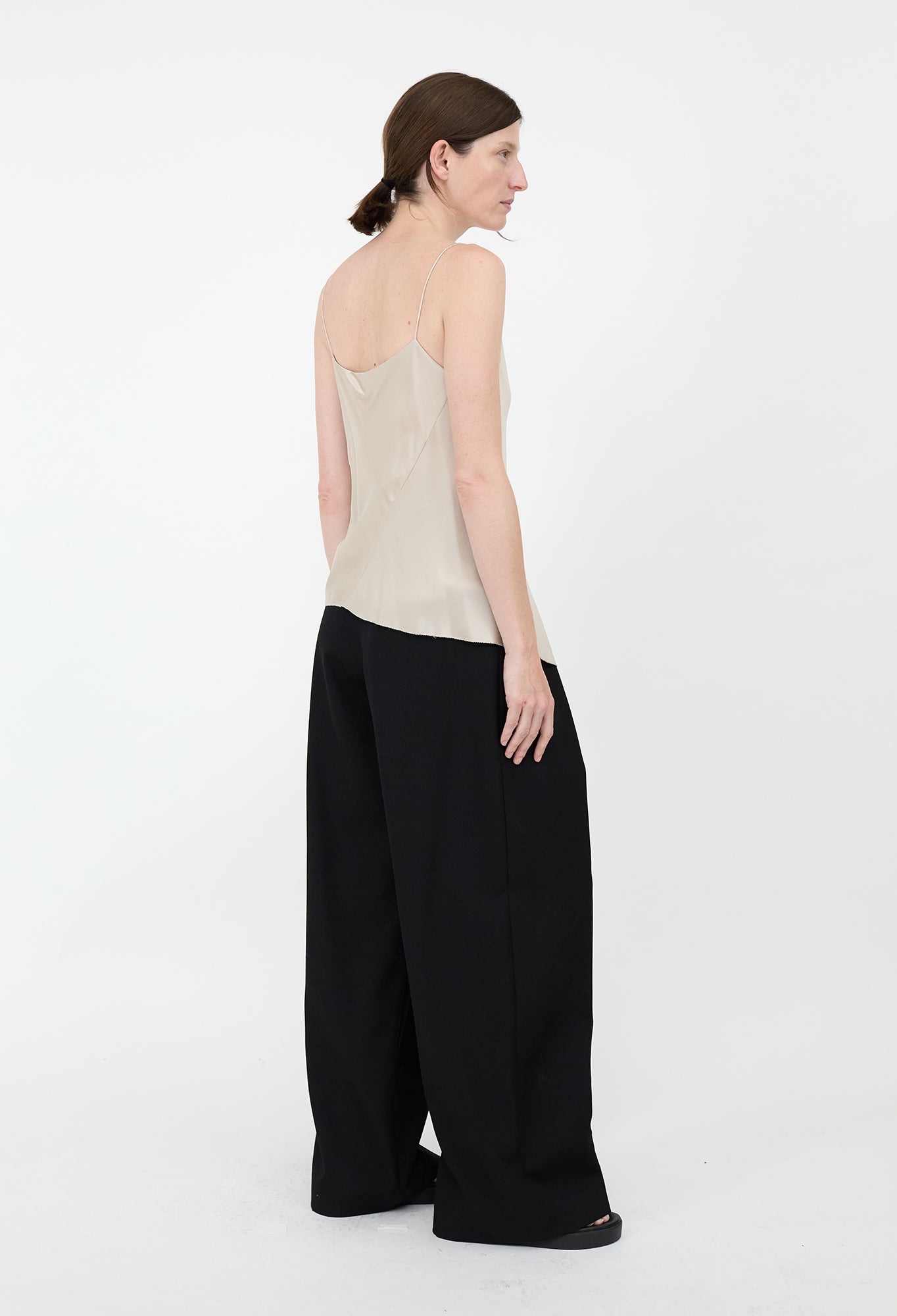 FI - Front pleated Viscose Naia™ Blend evening trousers in Black