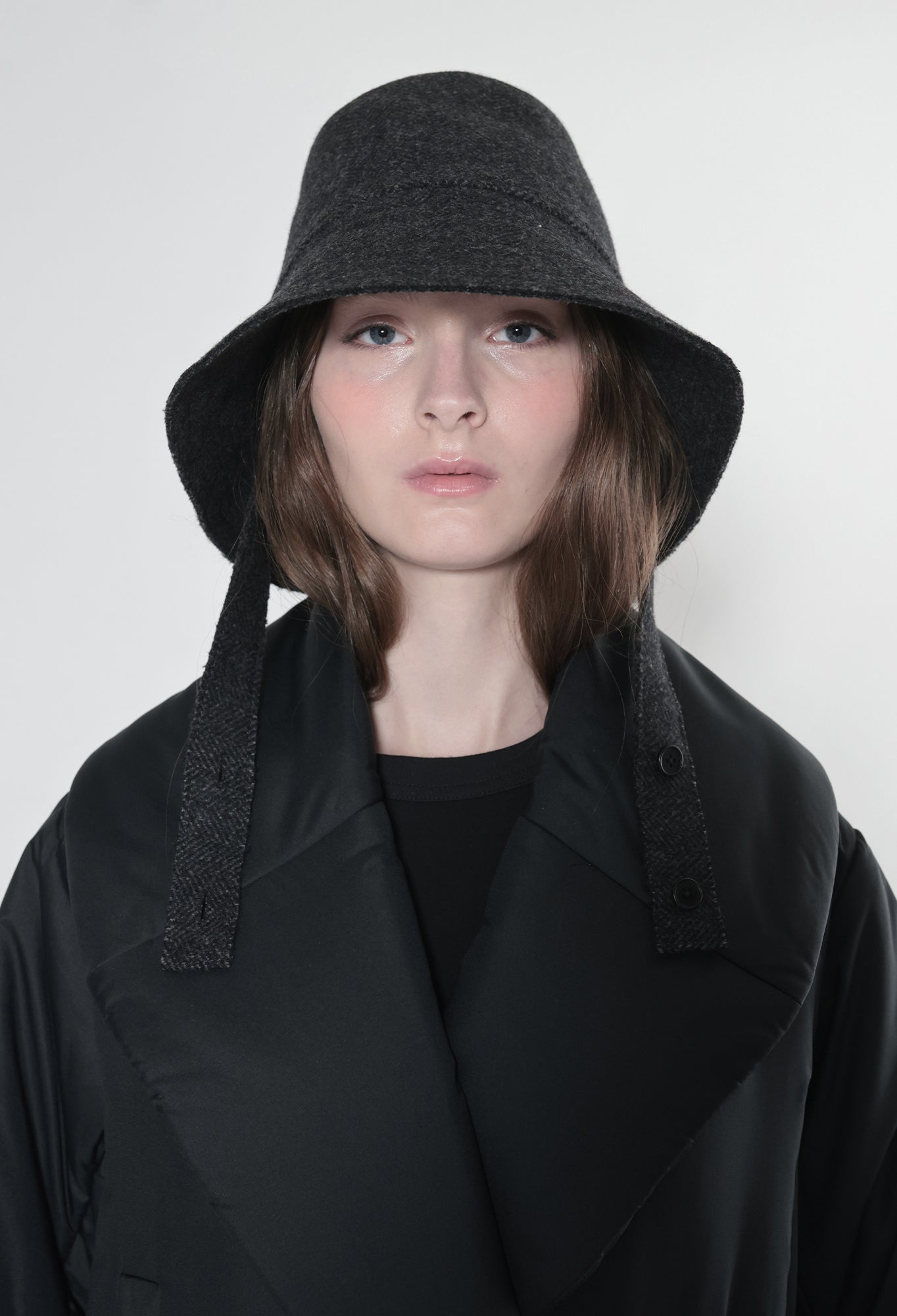Charlie Bucket Hat in Dark Gray