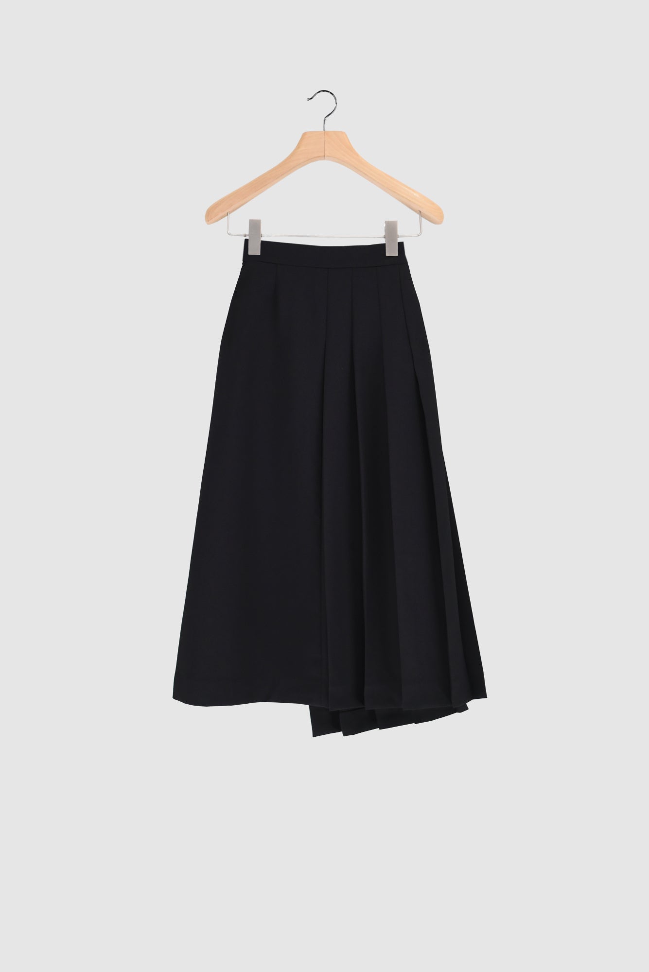 FLORENTINE - Pleated Wrap Wool Gabardine Skirt in Black