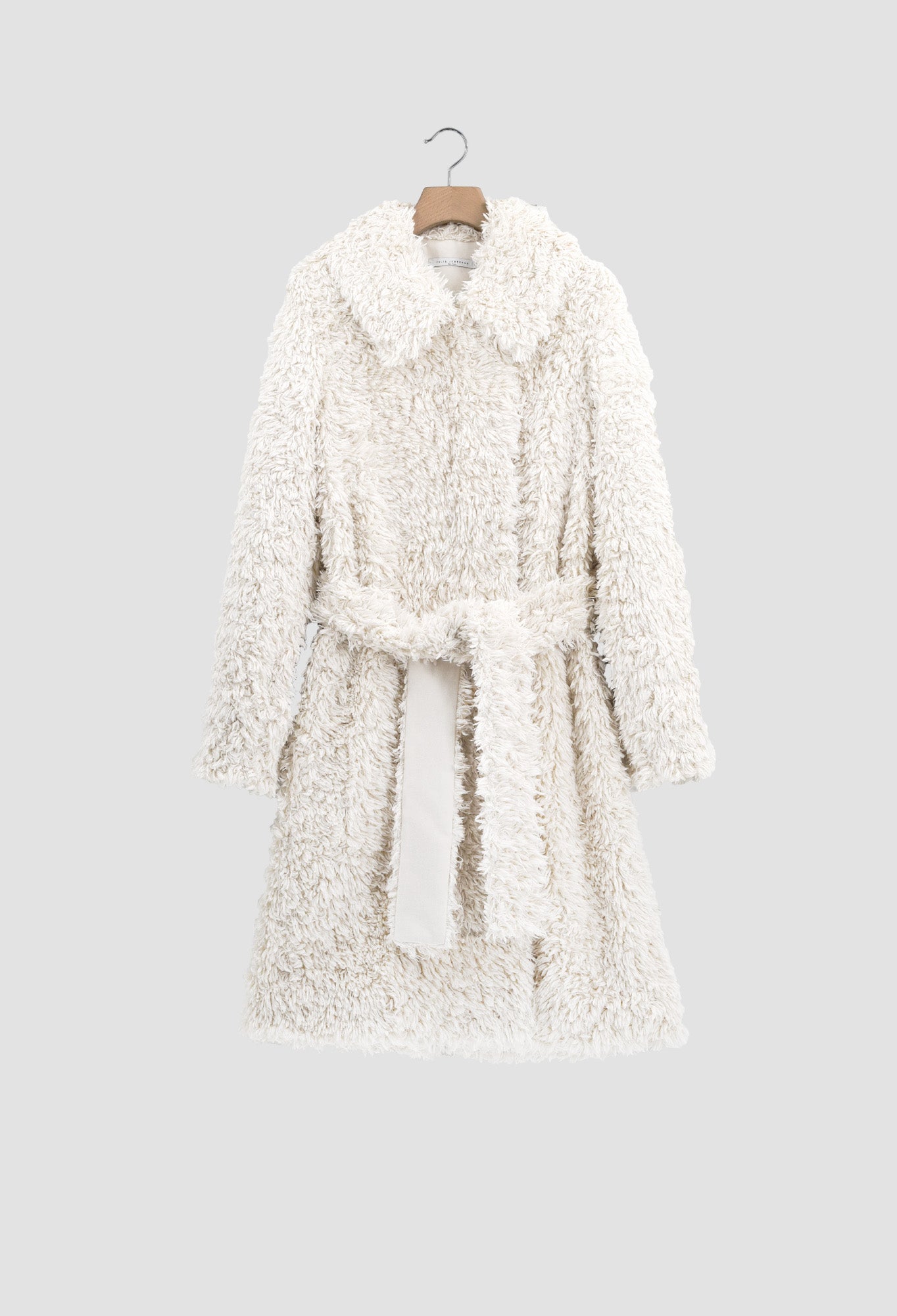 Culmulus Coat in White / Beige