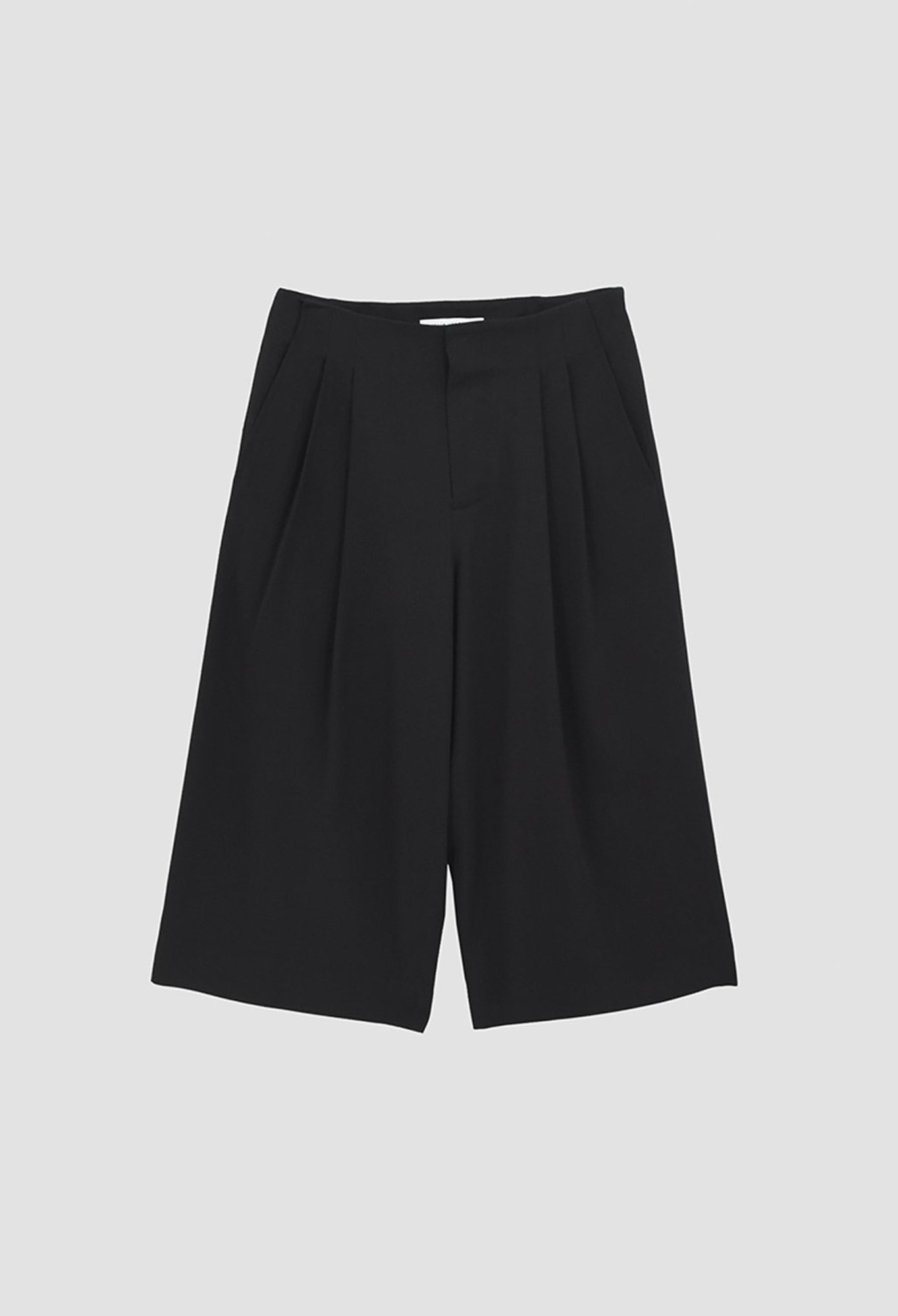 JULIA JENTZSCH - XING - Pleated Wide Leg Wool Shorts – Julia Jentzsch