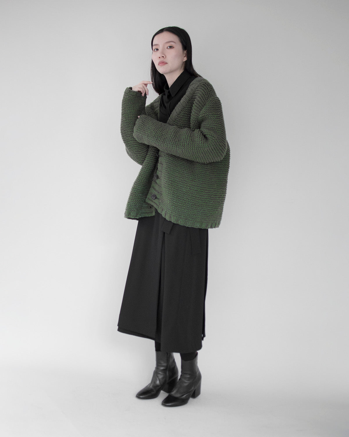 WILLOW - Hand-Knit Cashmere Cardigan